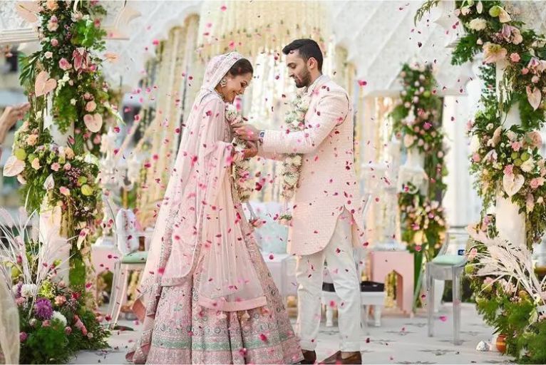 Masti Karni Hai to Yahan Jao | Taji Farms Masti Karni Hai to Yahan Jao | Taji Farms